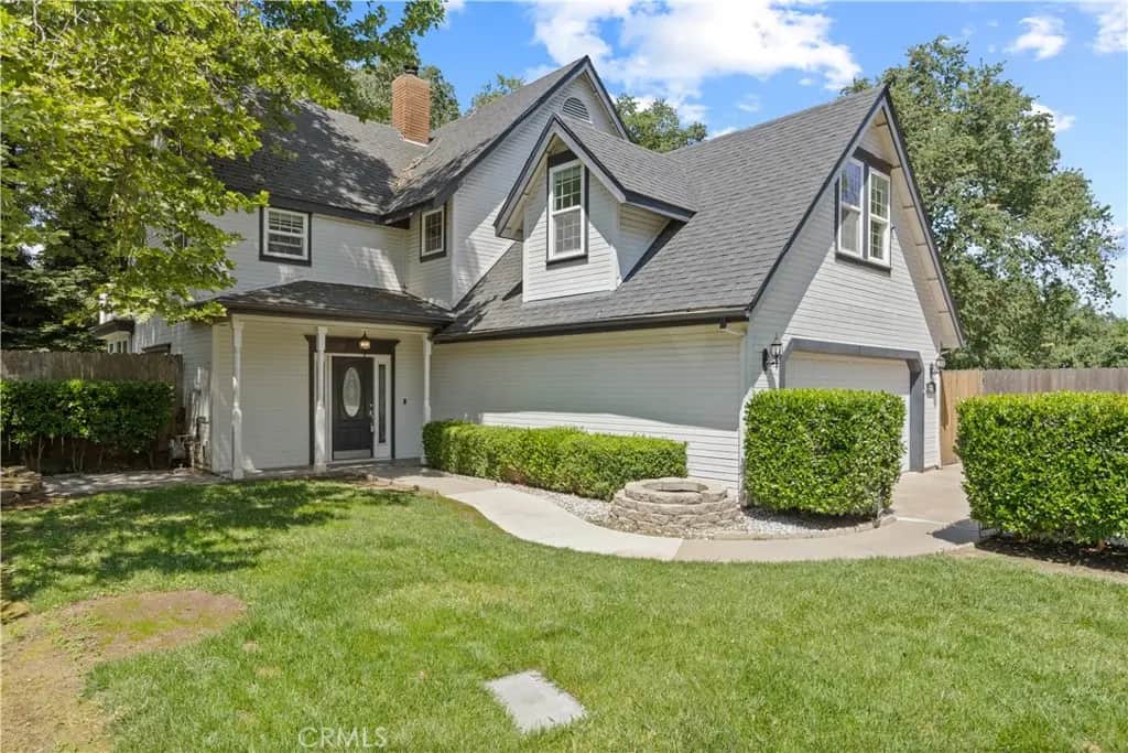 821 Victorian Park, Chico, CA — listing photo 1