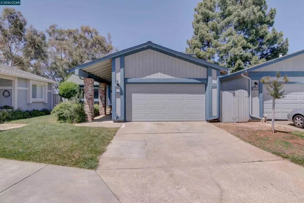 585 Mt Dell Dr, Clayton, CA — listing photo 1