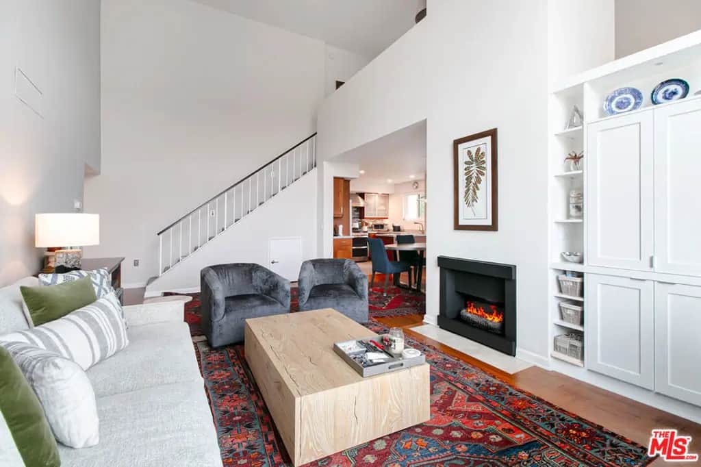 2332 Fox Hills Drive 305, Los Angeles, CA — listing photo 1