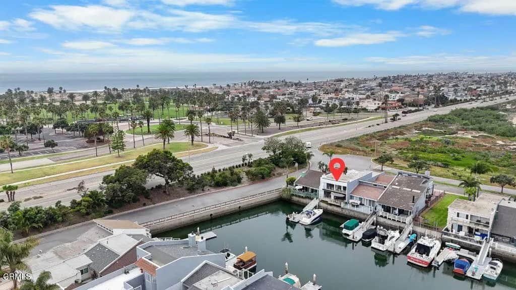 4630 Eastbourne, Oxnard, CA — listing photo 1