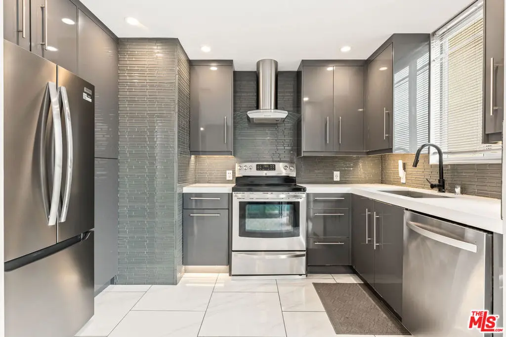 10747 Wilshire Boulevard 1103, Los Angeles, CA — listing photo 1