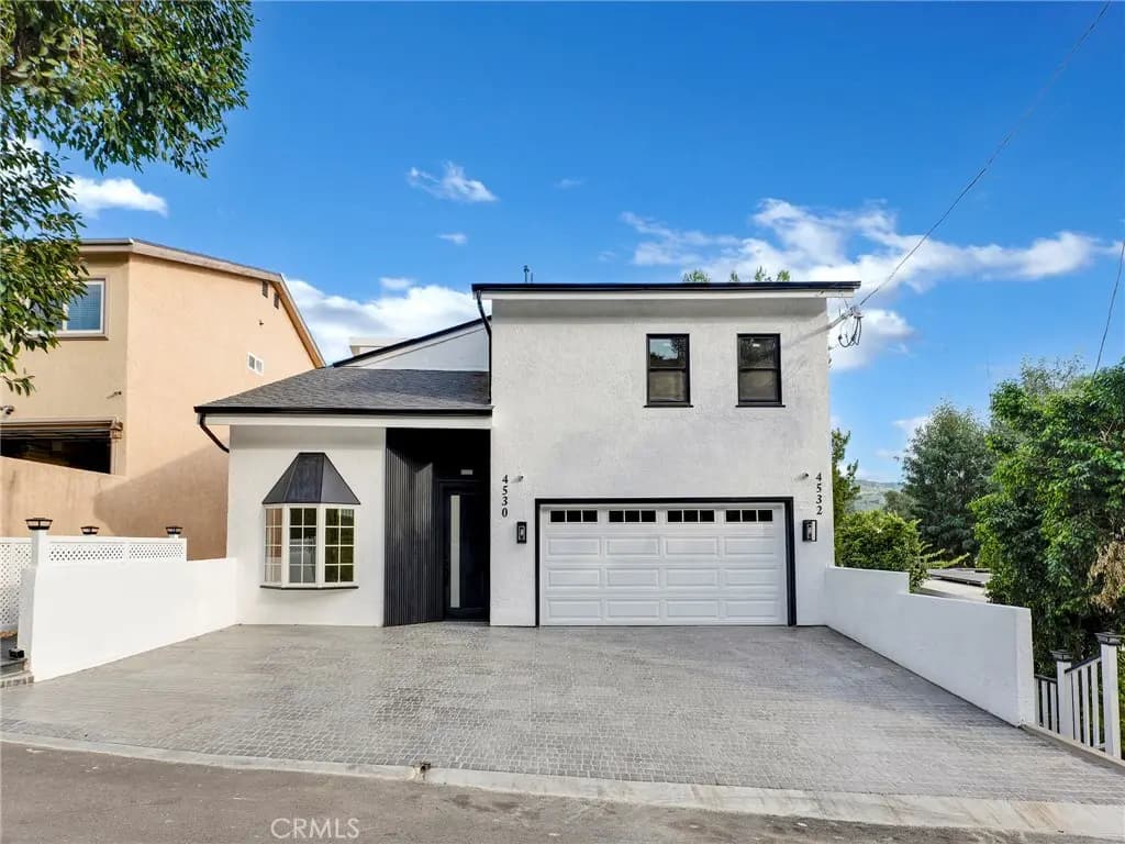 4532 Ensenada, Woodland Hills, CA — listing photo 1