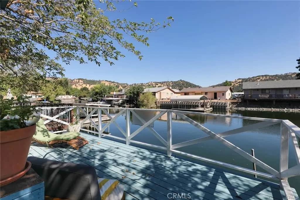 13050 Island Drive 12, Clearlake Oaks, CA — listing photo 1