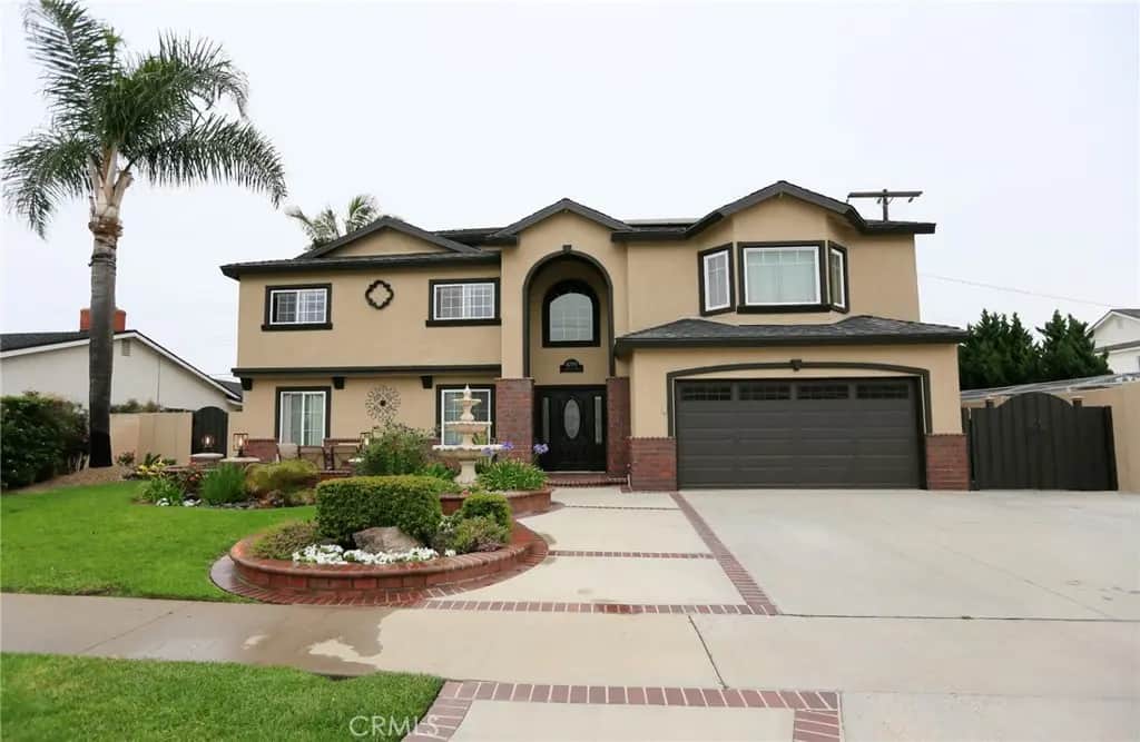 8795 La Roca, Fountain Valley, CA — listing photo 1
