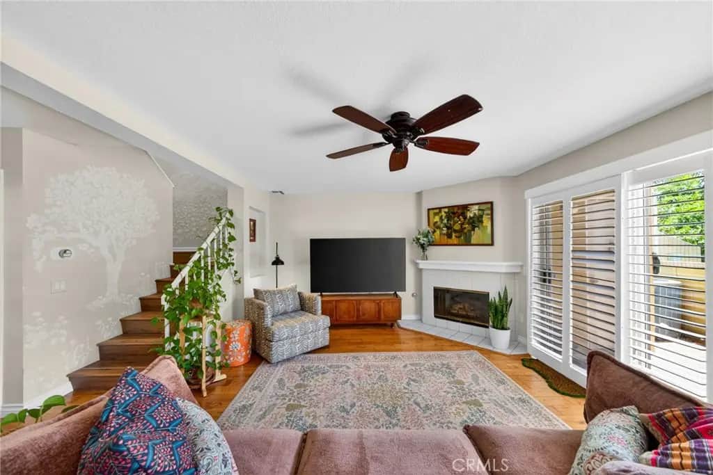 2731 Erringer 71, Simi Valley, CA — listing photo 1