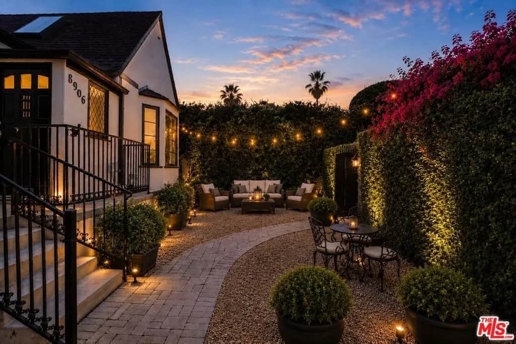 8906 Ashcroft Avenue, West Hollywood, CA — listing photo 1