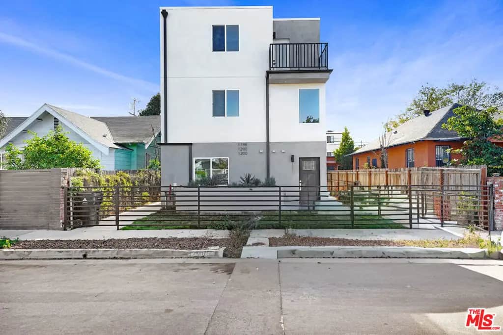 1200 W 38th Street, Los Angeles, CA — listing photo 1
