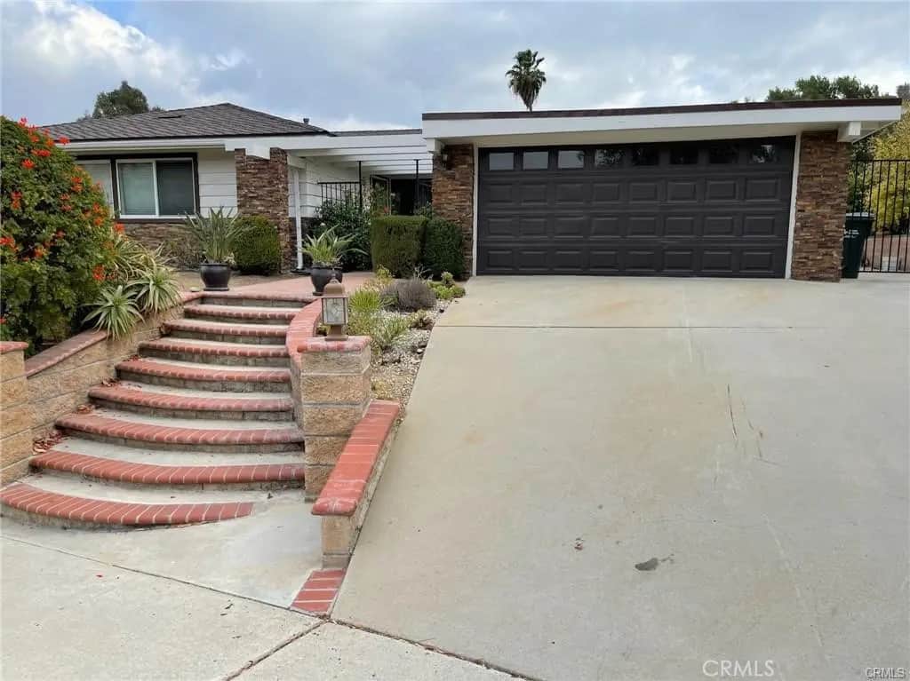 1566 Calle Artigas, Thousand Oaks, CA — listing photo 1