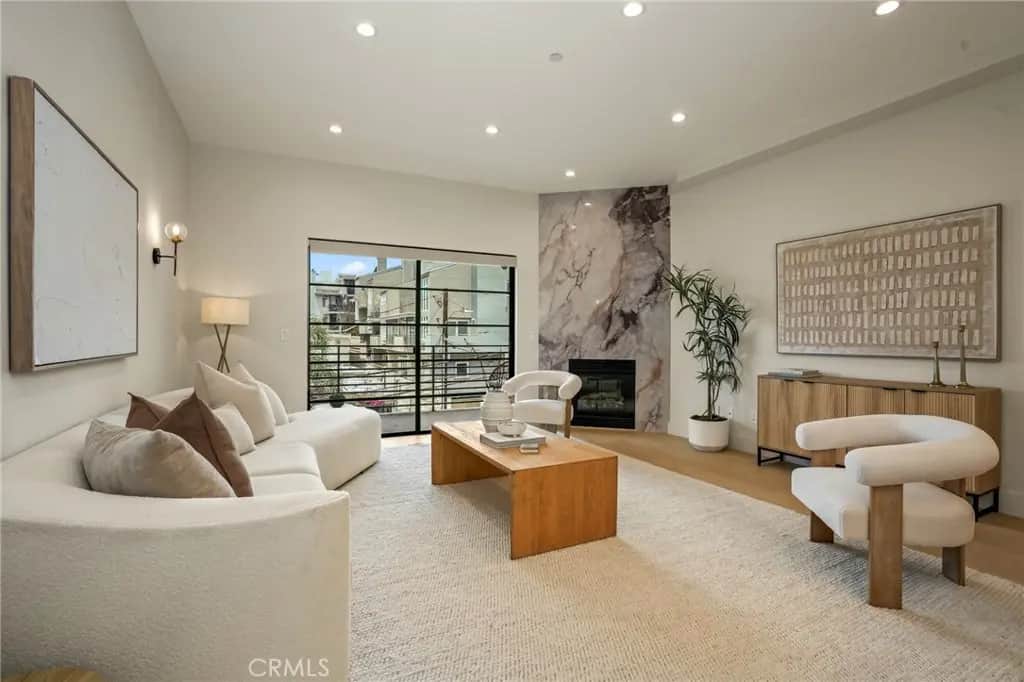 8788 Shoreham 32, West Hollywood, CA — listing photo 1