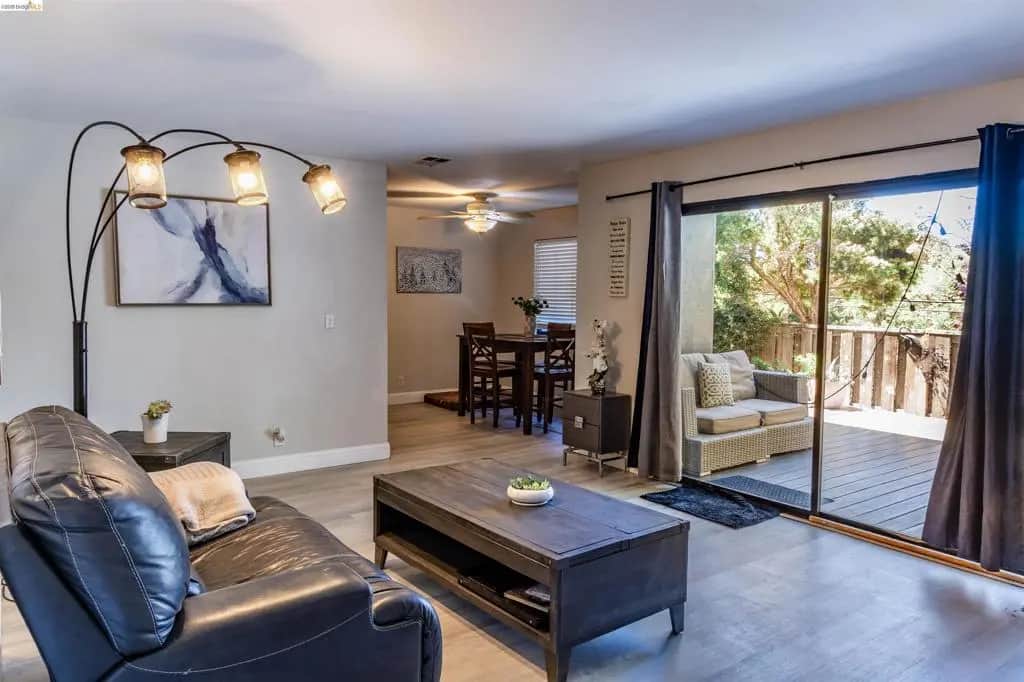 900 Cambridge Dr 31, Benicia, CA — listing photo 1
