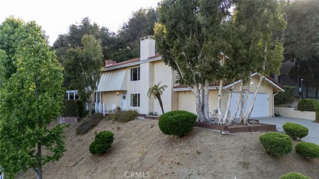 2321 Via Saldivar, Glendale, CA — listing photo 1