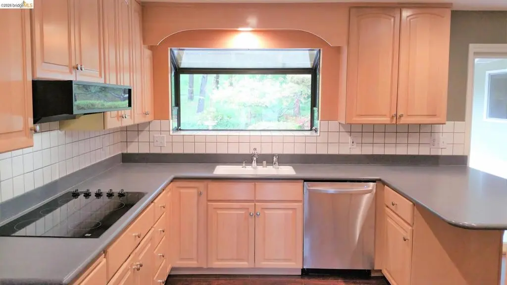 29 Thorndale PL, Moraga, CA — listing photo 1
