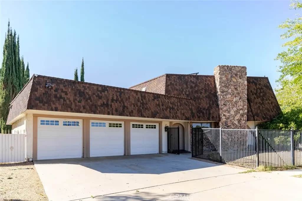 310 Susan Court, Palmdale, CA — listing photo 1