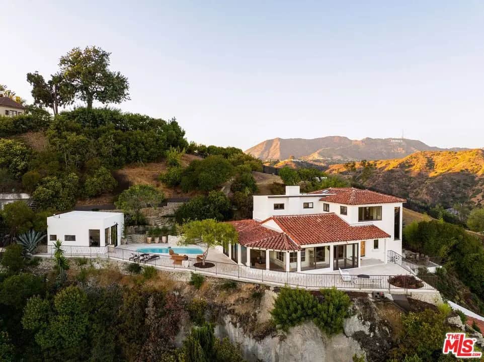 6911 Los Tilos Road, Los Angeles, CA — listing photo 1