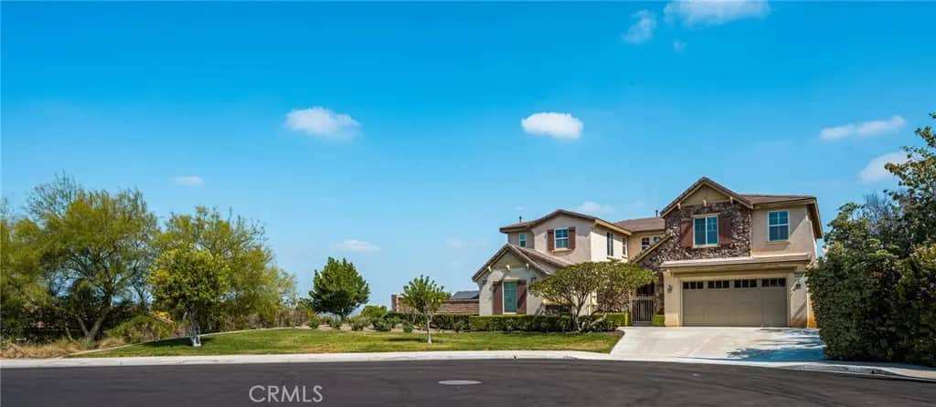 12652 Twin Peak Court, Riverside, CA — listing photo 1