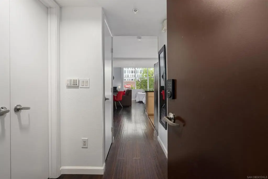 101 Market St. 307, San Diego, CA — listing photo 1