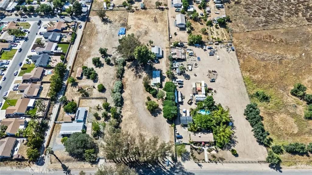32689 Stoneman, Lake Elsinore, CA — listing photo 1