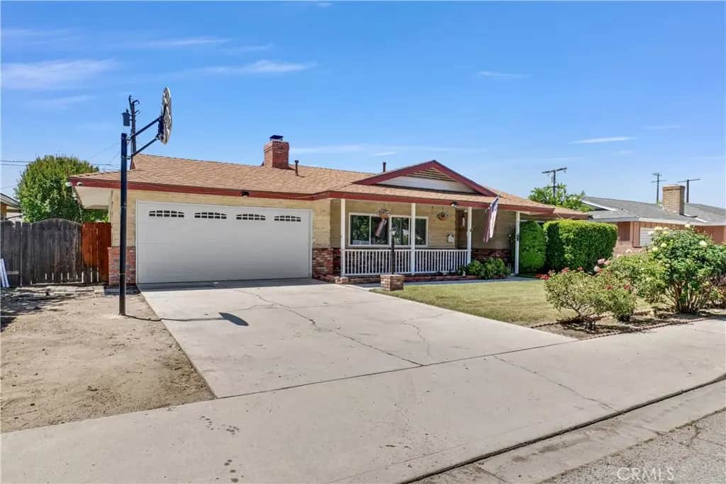 651 Buena Vista Parkway, Hemet, CA — listing photo 1