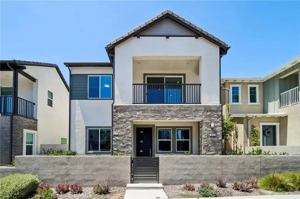 337 Abacus, Irvine, CA — listing photo 1