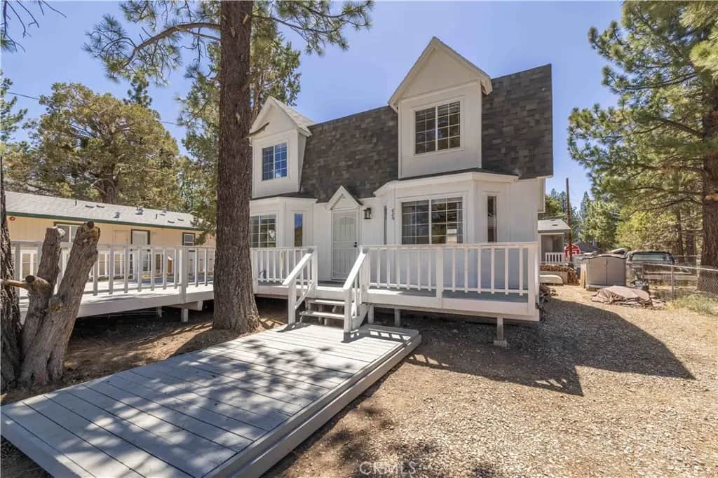 809 C, Big Bear City, CA — listing photo 1