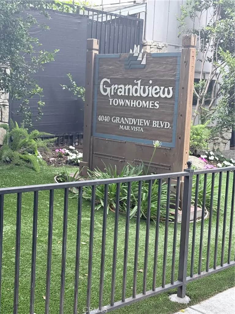 4040 Grand View 65, Los Angeles, CA — listing photo 1
