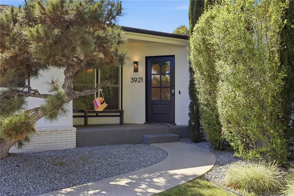 3921 Westside Avenue, Los Angeles, CA — listing photo 1