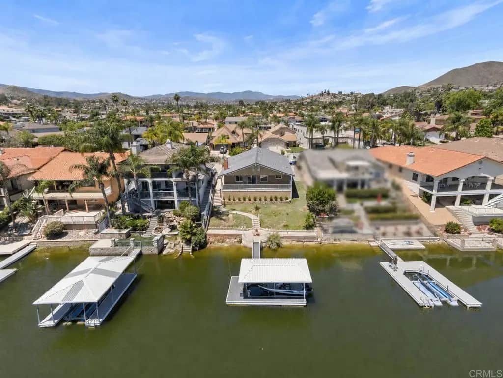 30194 White Wake Drive, Canyon Lake, CA — listing photo 1
