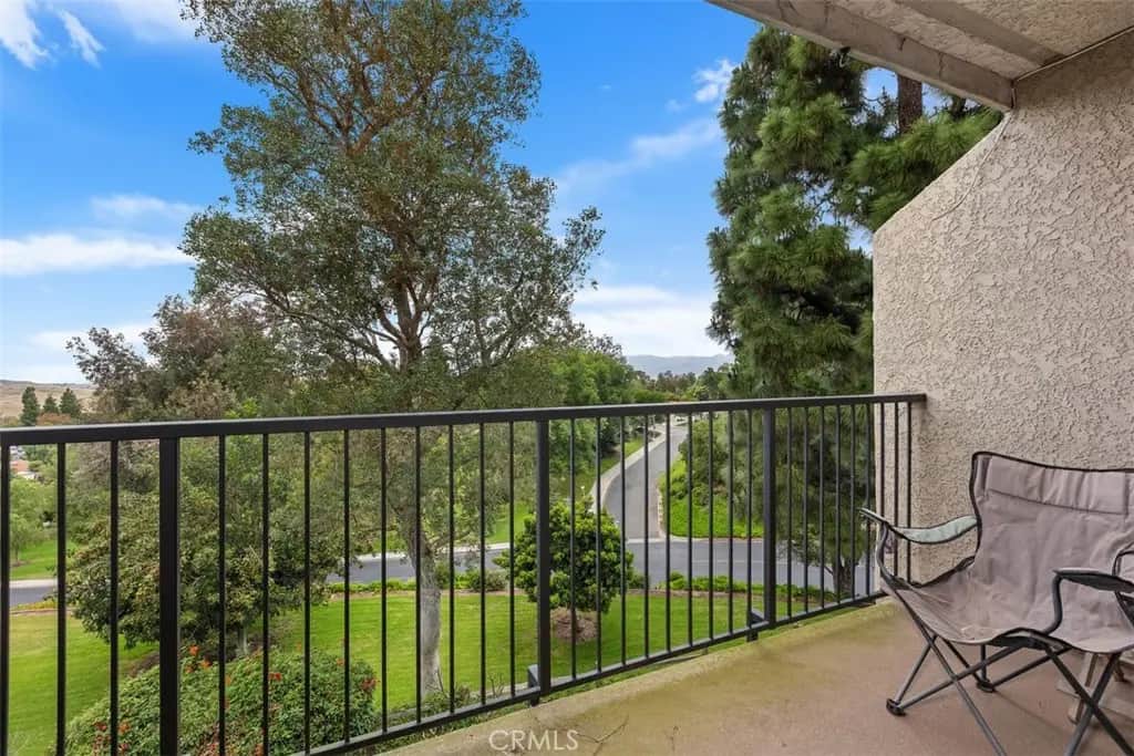 3486 Bahia Blanca 3-D, Laguna Woods, CA — listing photo 1
