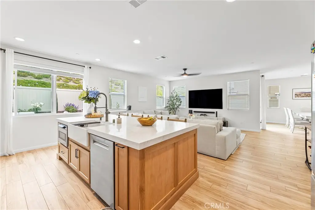 39490 Verbena Way, Temecula, CA — listing photo 1