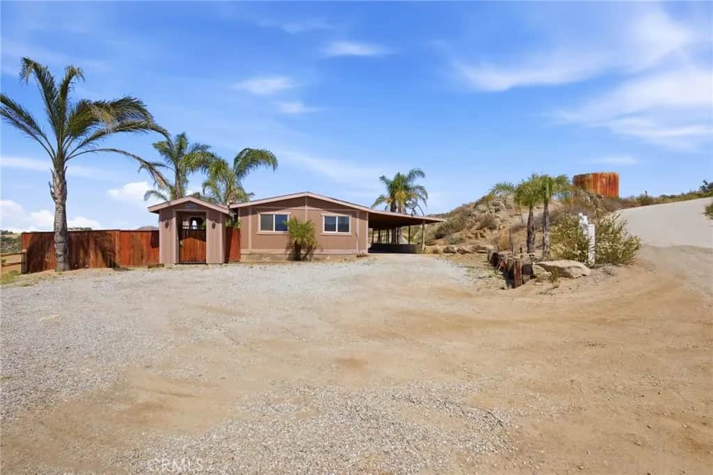 40100 Owl Valley, Temecula, CA — listing photo 1