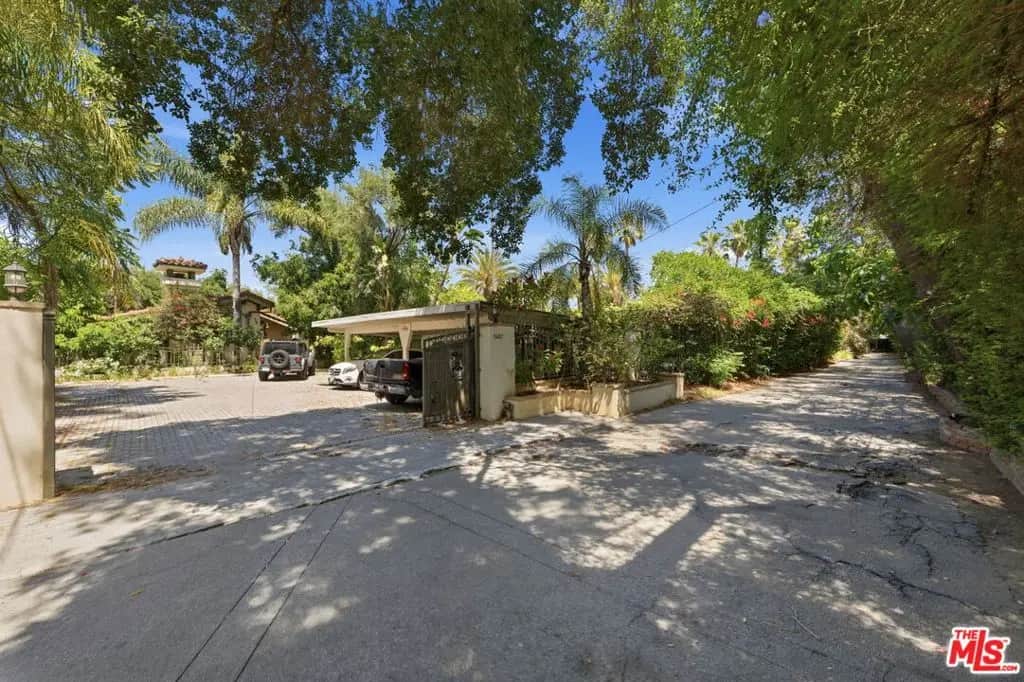 5457 Encino Avenue, Encino, CA — listing photo 1