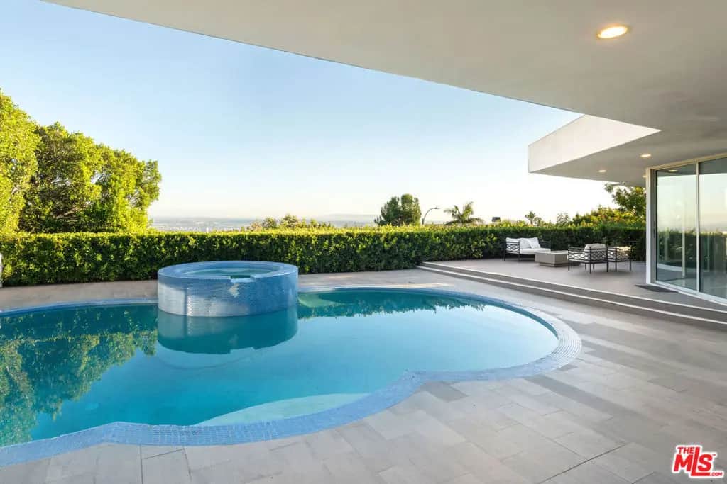 1506 Blue Jay Way, Los Angeles, CA — listing photo 1