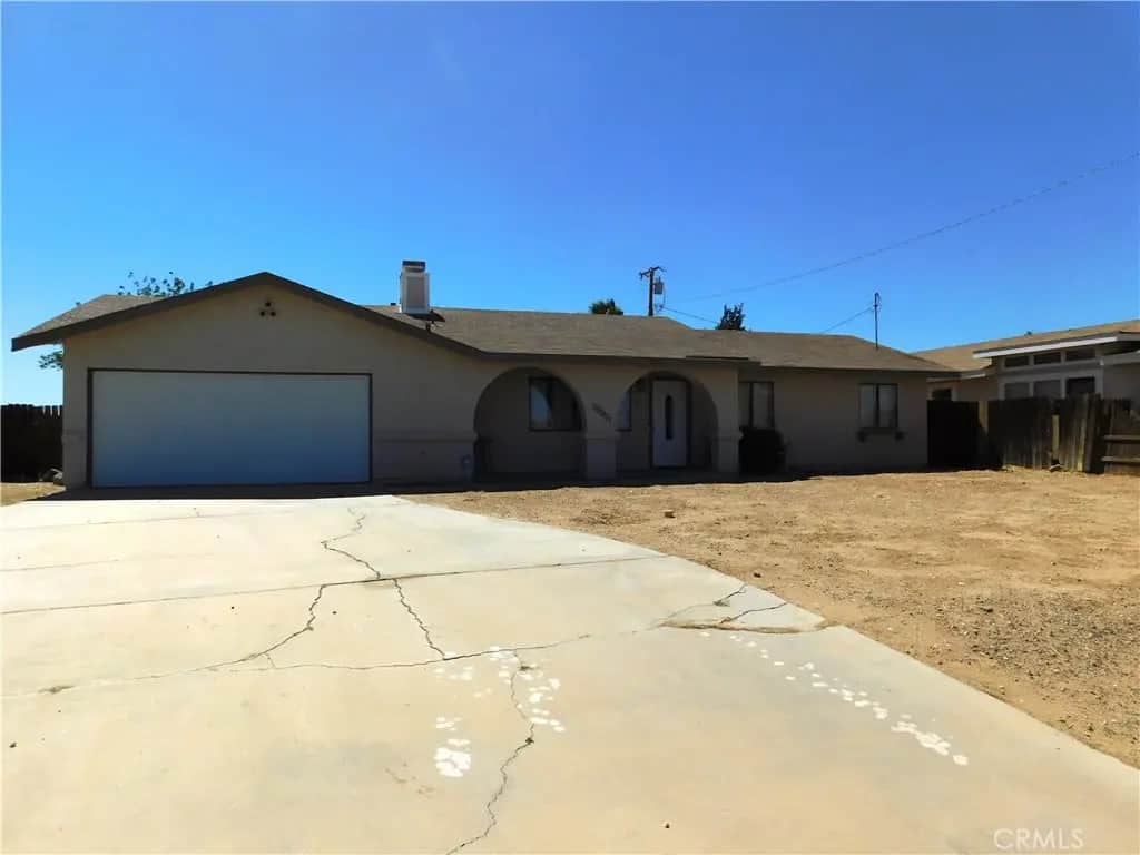 20001 Airway, California City, CA — listing photo 1