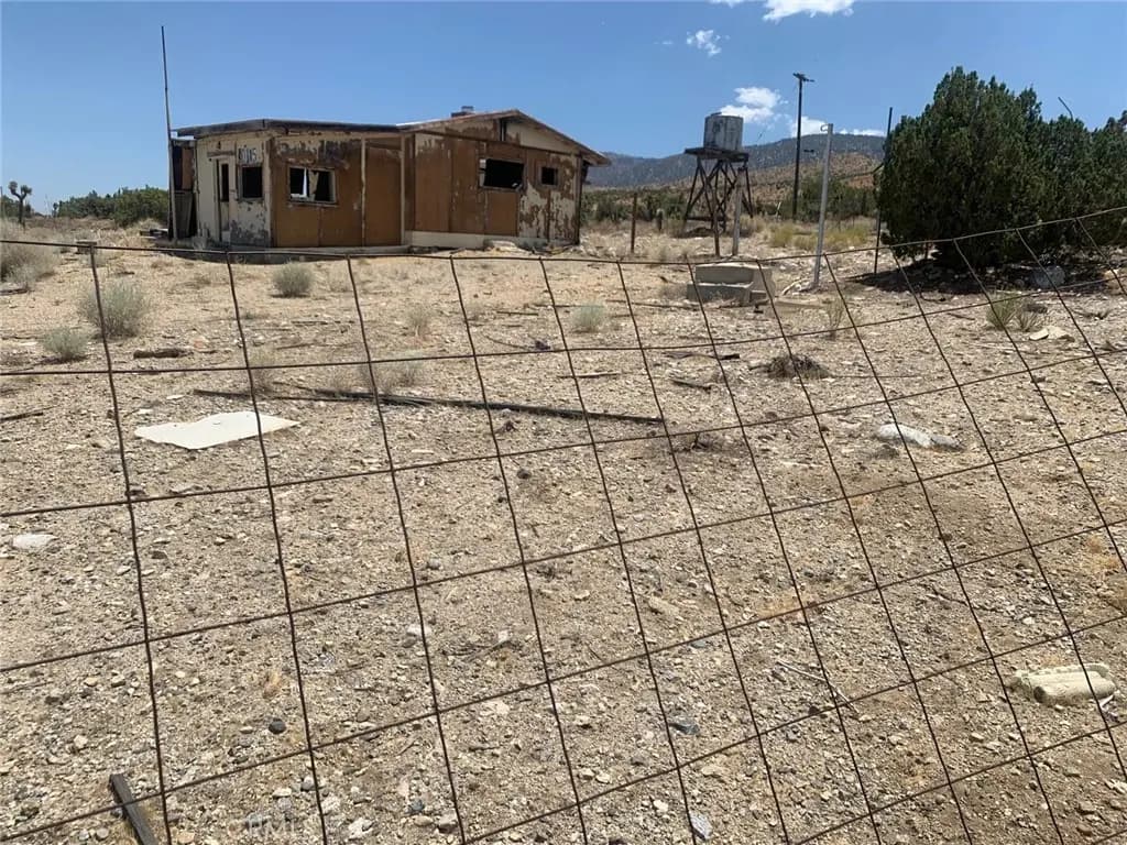0 VIC AVE Z4 234 STE, Llano, CA — listing photo 1