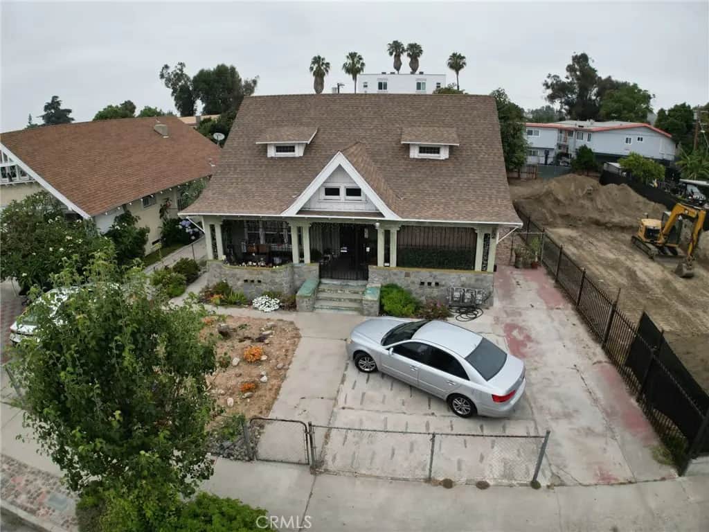 1229 W 37th Drive, Los Angeles, CA — listing photo 1