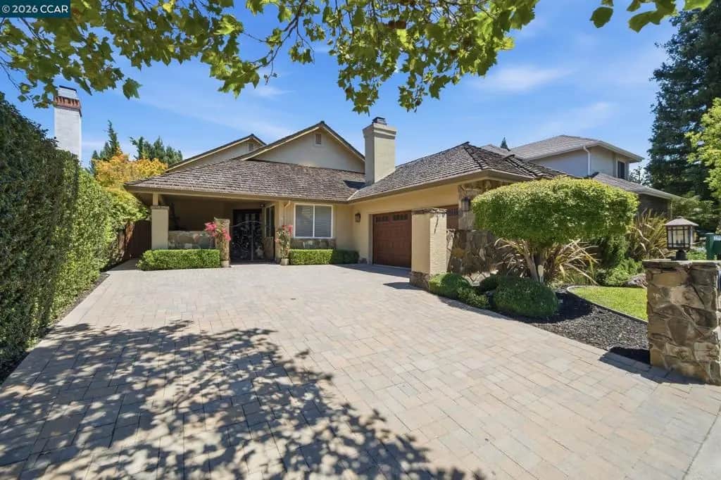 700 Blue Spruce Dr, Danville, CA — listing photo 1