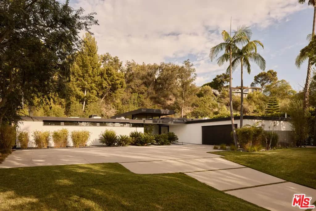 570 Evelyn Place, Beverly Hills, CA — listing photo 1