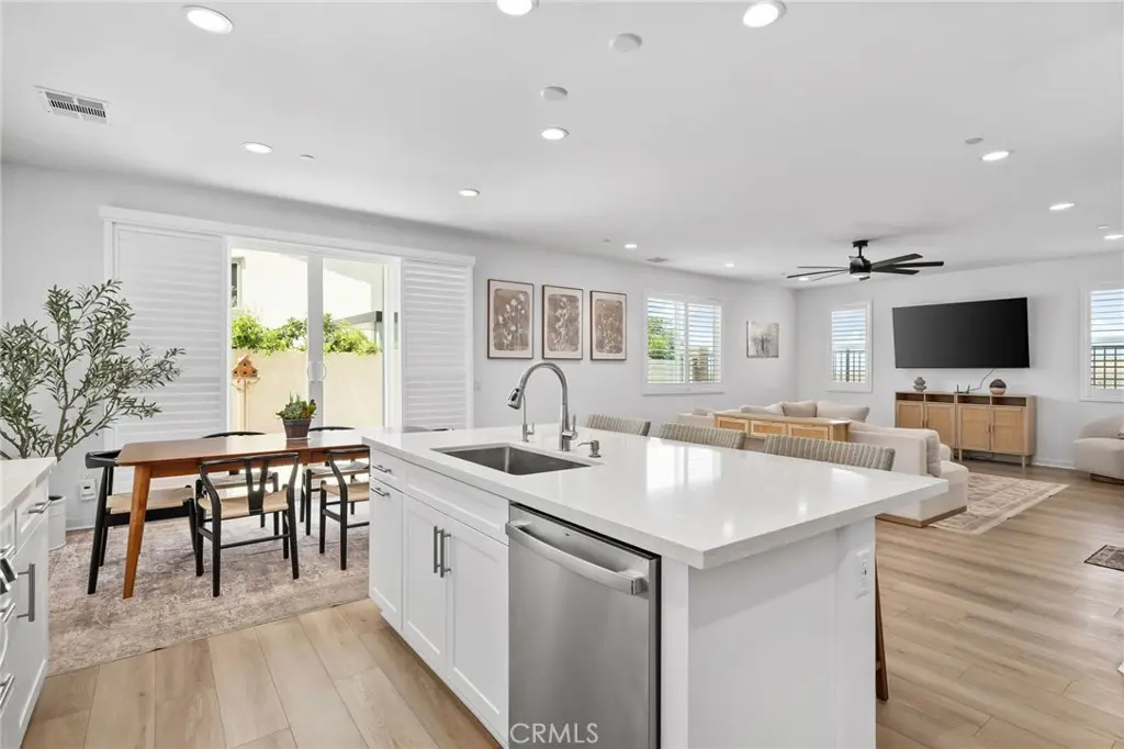 23809 Solaris Court, Corona, CA — listing photo 1