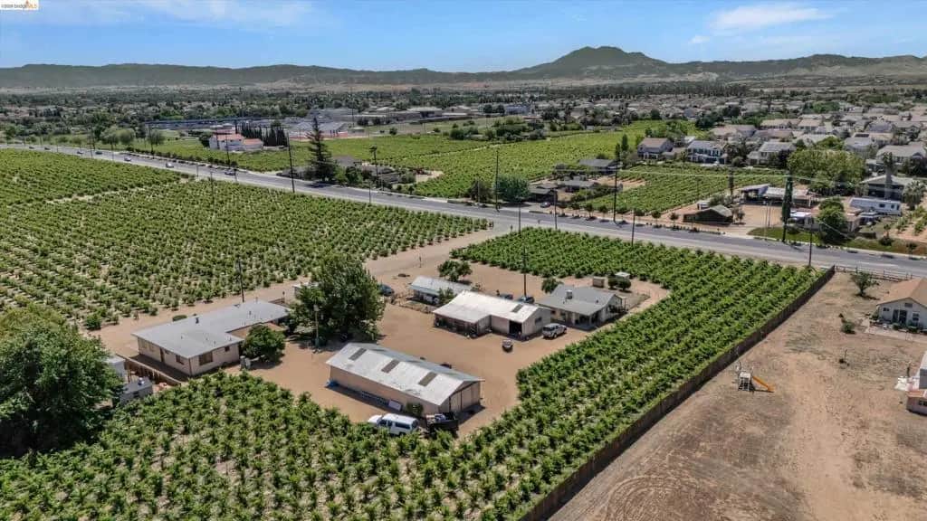 2080 Ohara Ave, Oakley, CA — listing photo 1