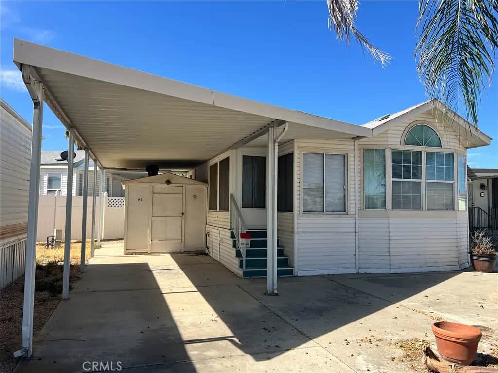 1295 S Cawston Ave 47, Hemet, CA — listing photo 1