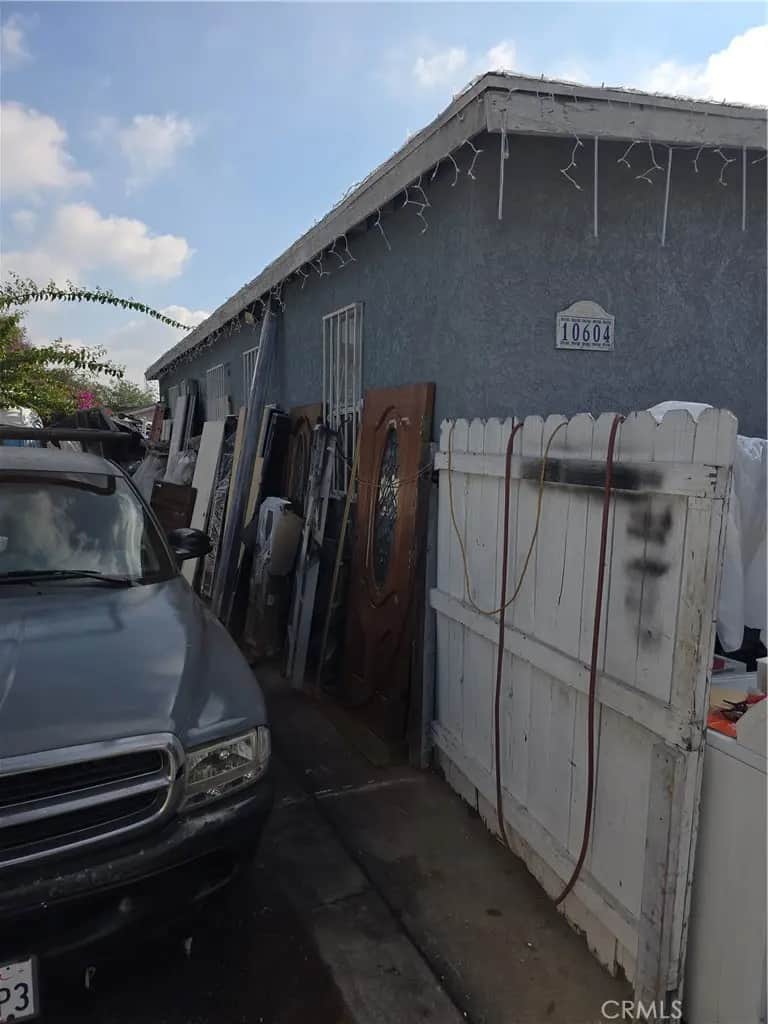 10604 Weigand Avenue, Los Angeles, CA — listing photo 1