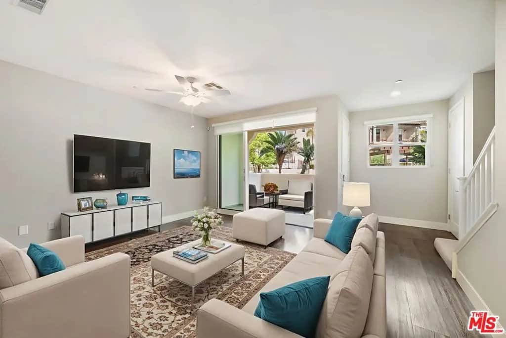 4428 Paxton Place Place, Calabasas, CA — listing photo 1