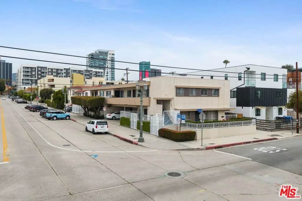 6423 Lexington Avenue, Los Angeles, CA — listing photo 1