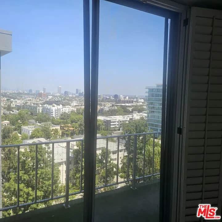 100 S Doheny Drive 1009, Los Angeles, CA — listing photo 1