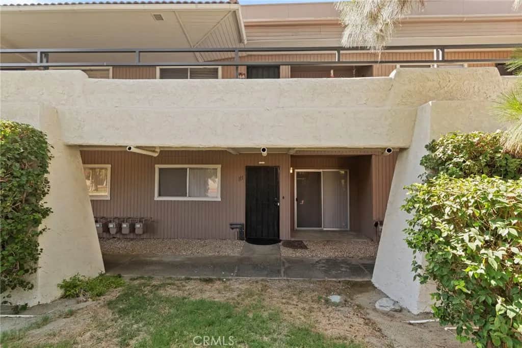 575 N Villa Court, Palm Springs, CA — listing photo 1