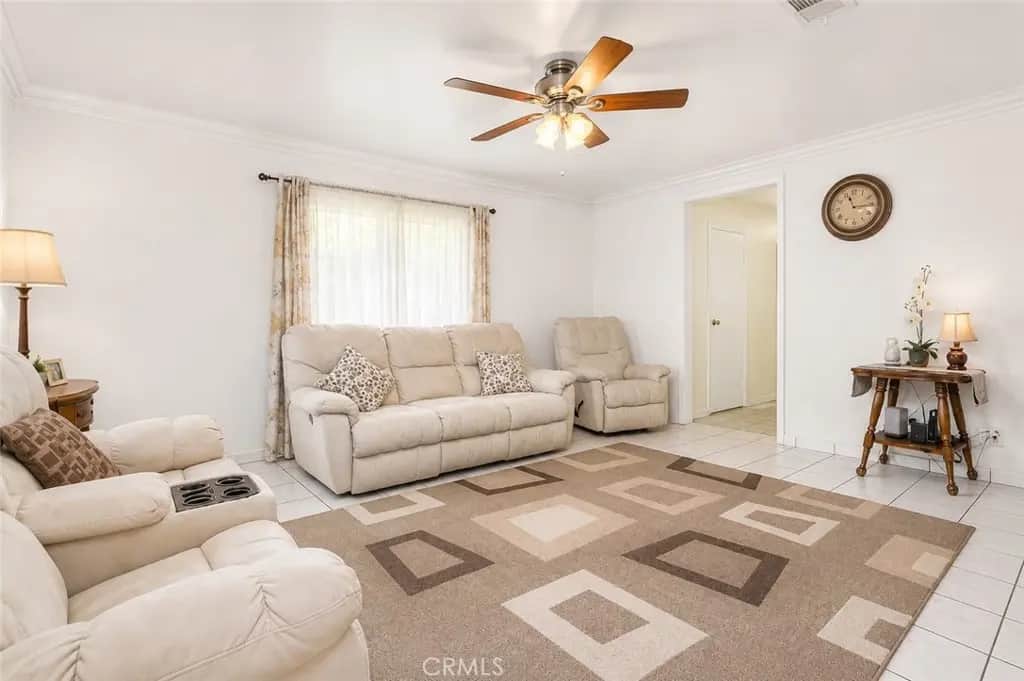 2030 E Wayside, Compton, CA — listing photo 1