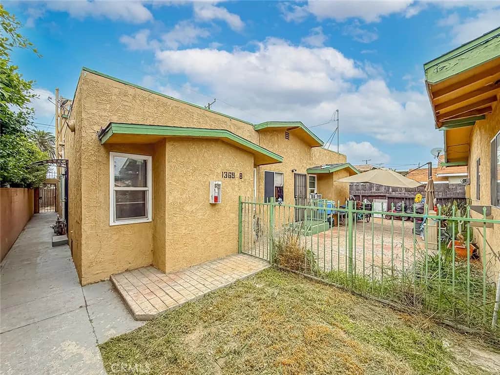 1403 Lemon Avenue, Long Beach, CA — listing photo 1