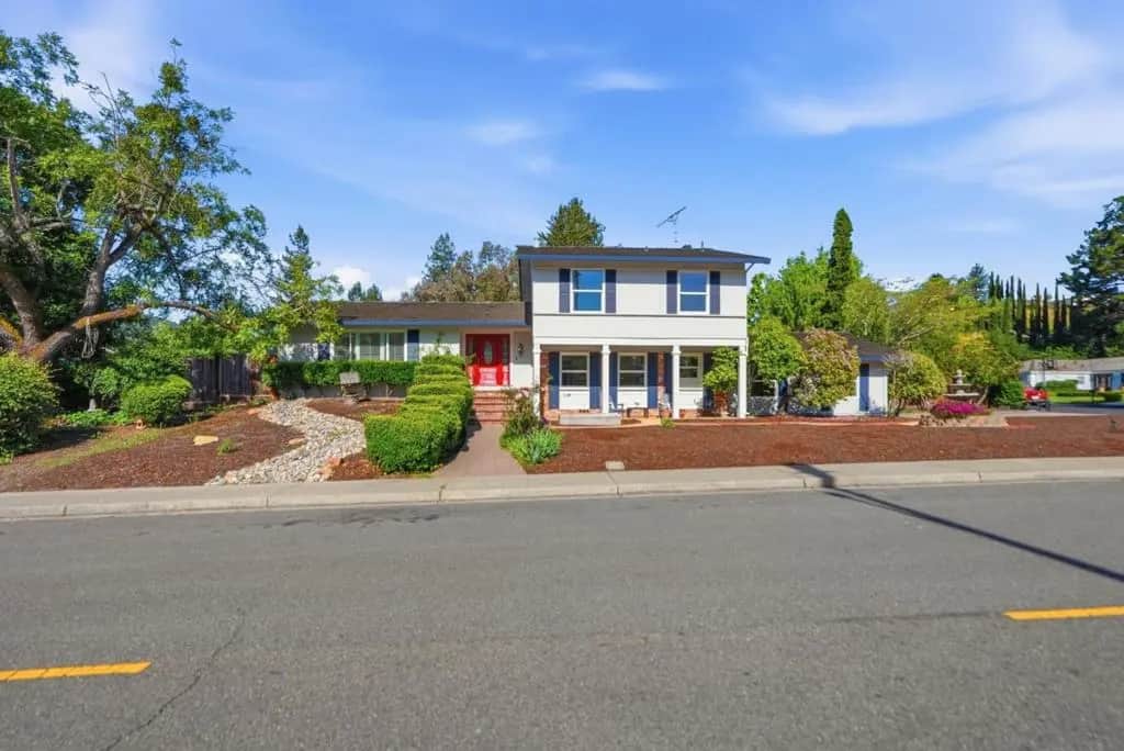 1276 Larch Avenue, Moraga, CA — listing photo 1