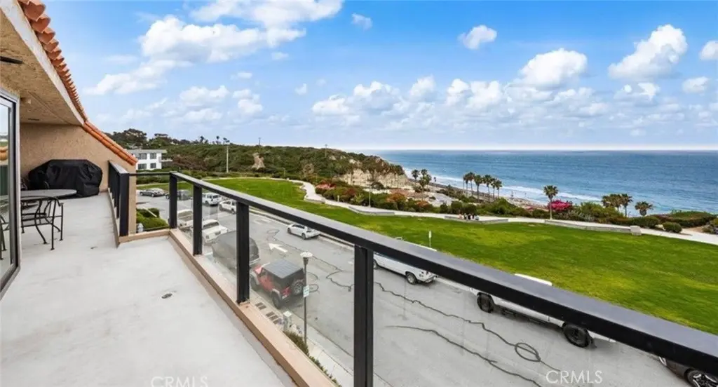 250 Avenida Lobeiro C, San Clemente, CA — listing photo 1