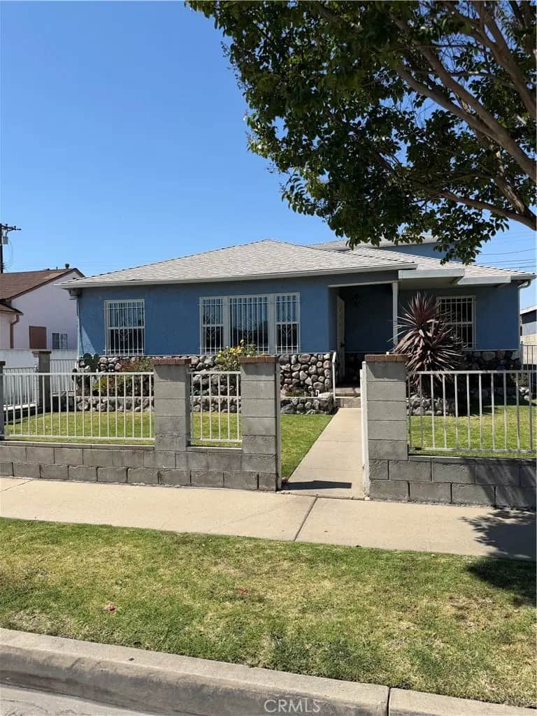 1705 W Arbutus, Compton, CA — listing photo 1